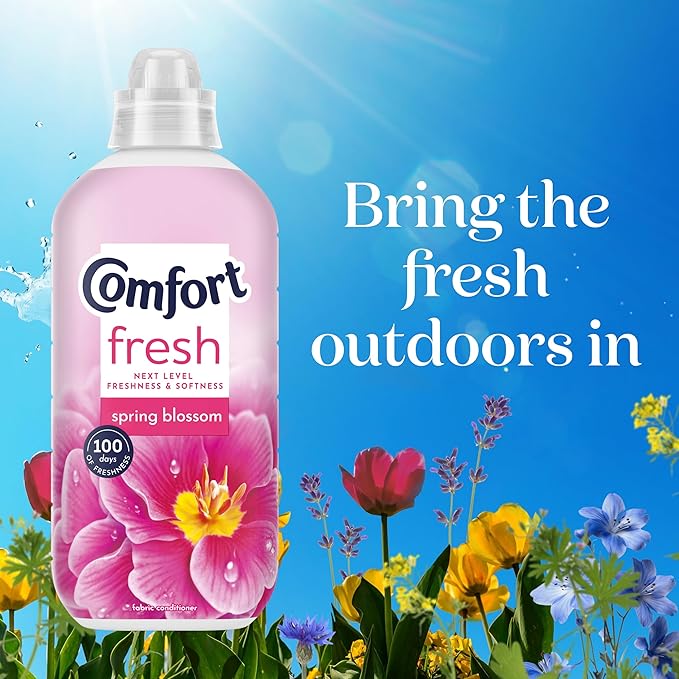 Comfort Fresh Spring Blossom Fabric Conditioner Softener with Motion-Activated Fragrance Technology 100 Days of Freshness 31 washes (930 ml)